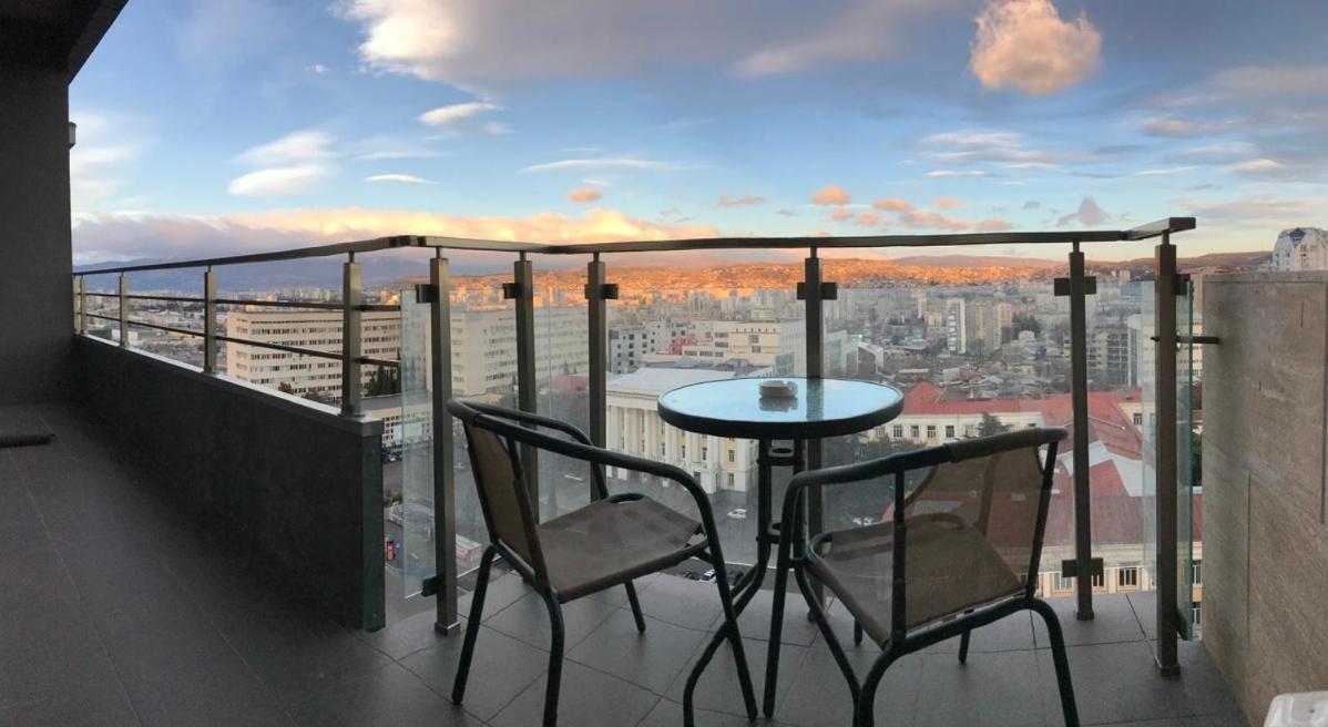 Ameri Plaza Green Apartments 第比利斯 外观 照片