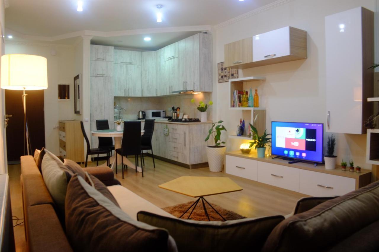Ameri Plaza Green Apartments 第比利斯 外观 照片
