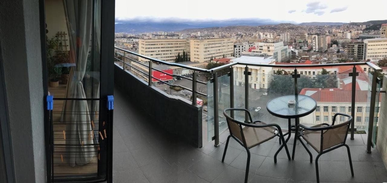 Ameri Plaza Green Apartments 第比利斯 外观 照片